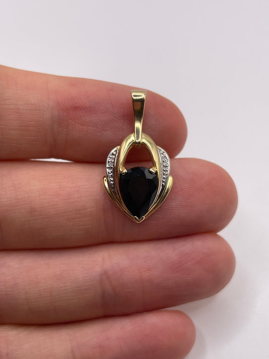 9ct gold sapphire and diamond pendant