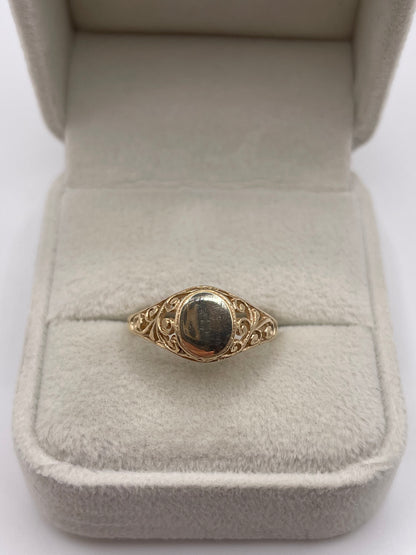 9ct gold signet ring