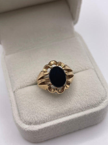 9ct gold onyx gypsy ring