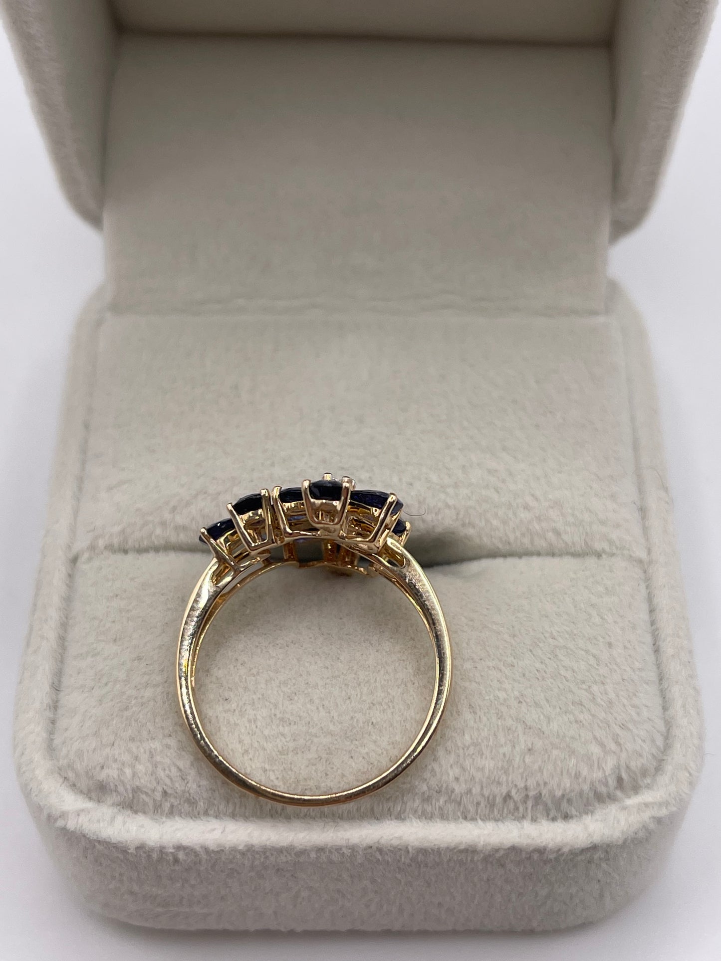 9ct gold kyanite and zircon ring