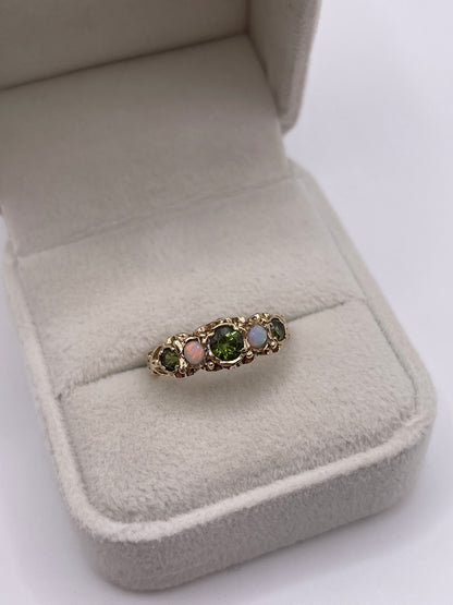 9ct gold opal and quartz ring