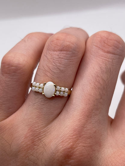 9ct gold opal ring