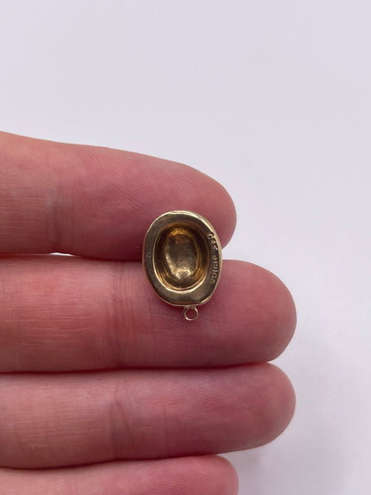 9ct gold hat charm