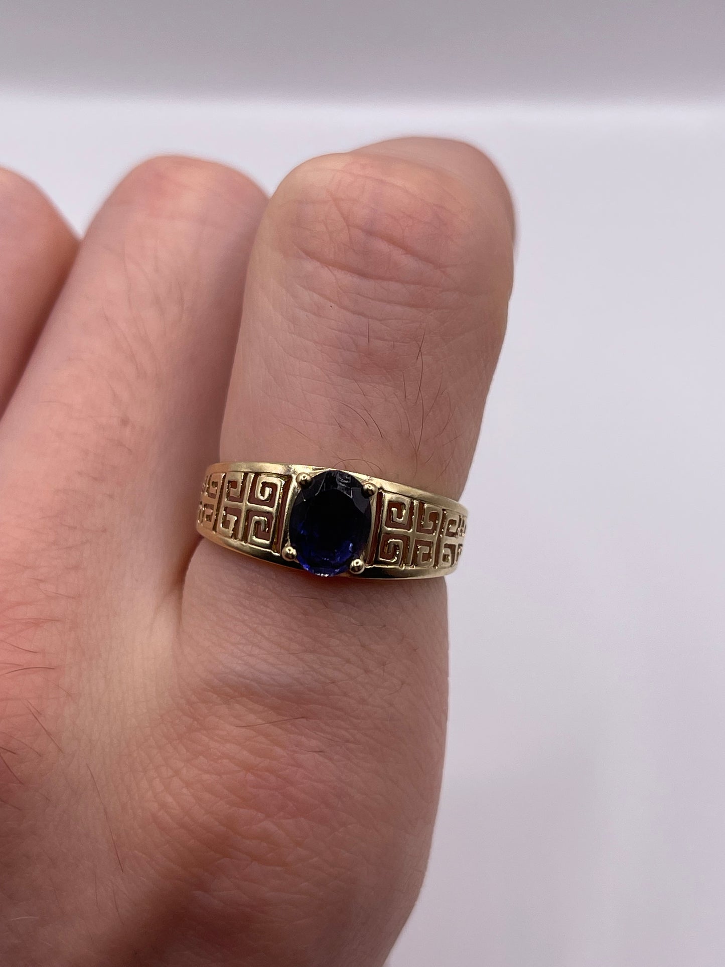 9ct gold iolite ring