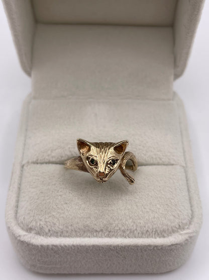 9ct gold emerald cat ring