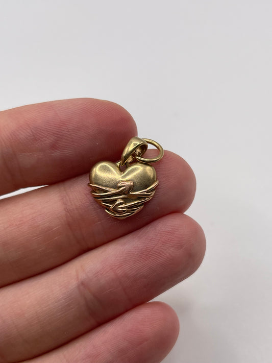 Clogau 9ct gold heart pendant