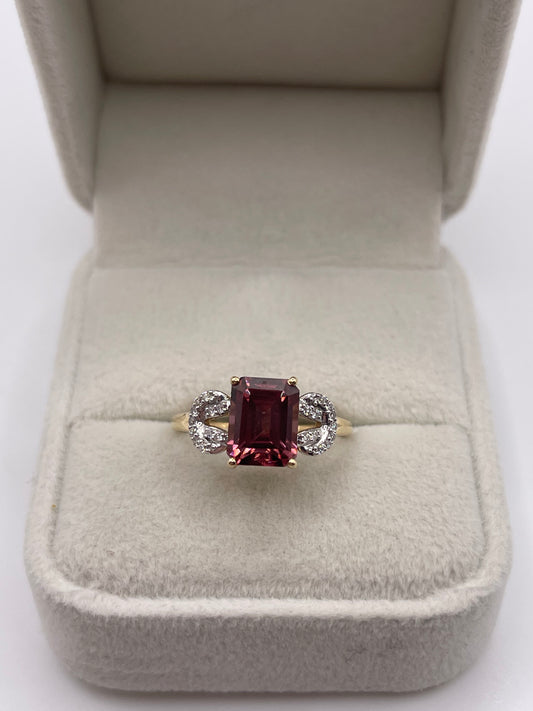 14ct gold tourmaline and diamond ring