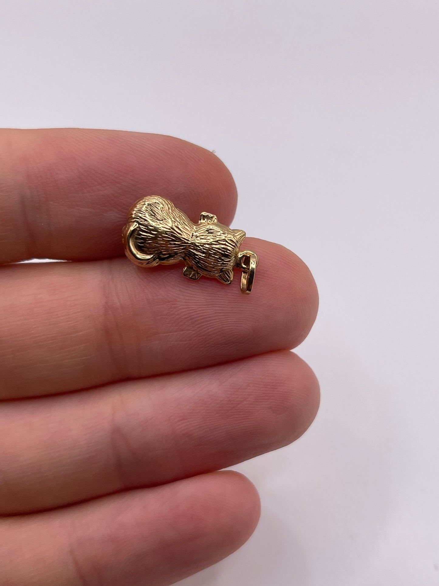 9ct gold cat charm