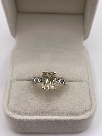 9ct gold quartz and zircon ring