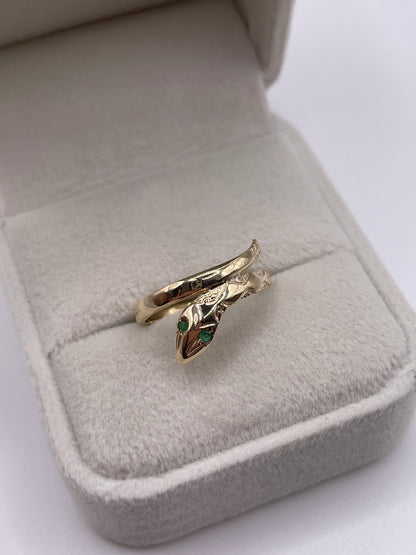 9ct gold emerald snake ring