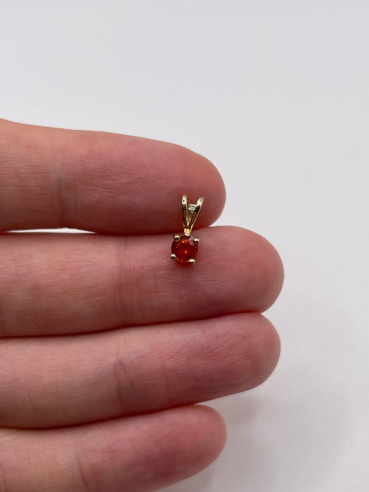 9ct gold orange sapphire pendant