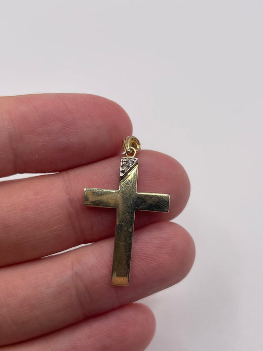 9ct gold diamond cross pendant
