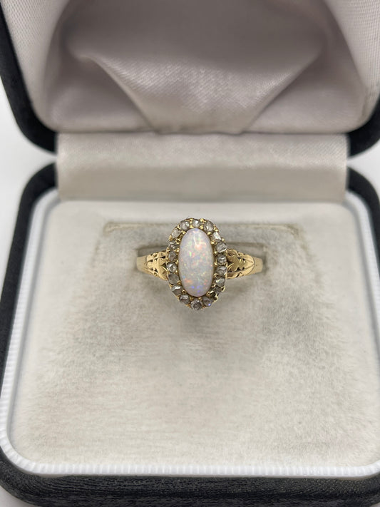 18ct gold opal and diamond ring