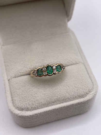 9ct gold emerald and diamond ring