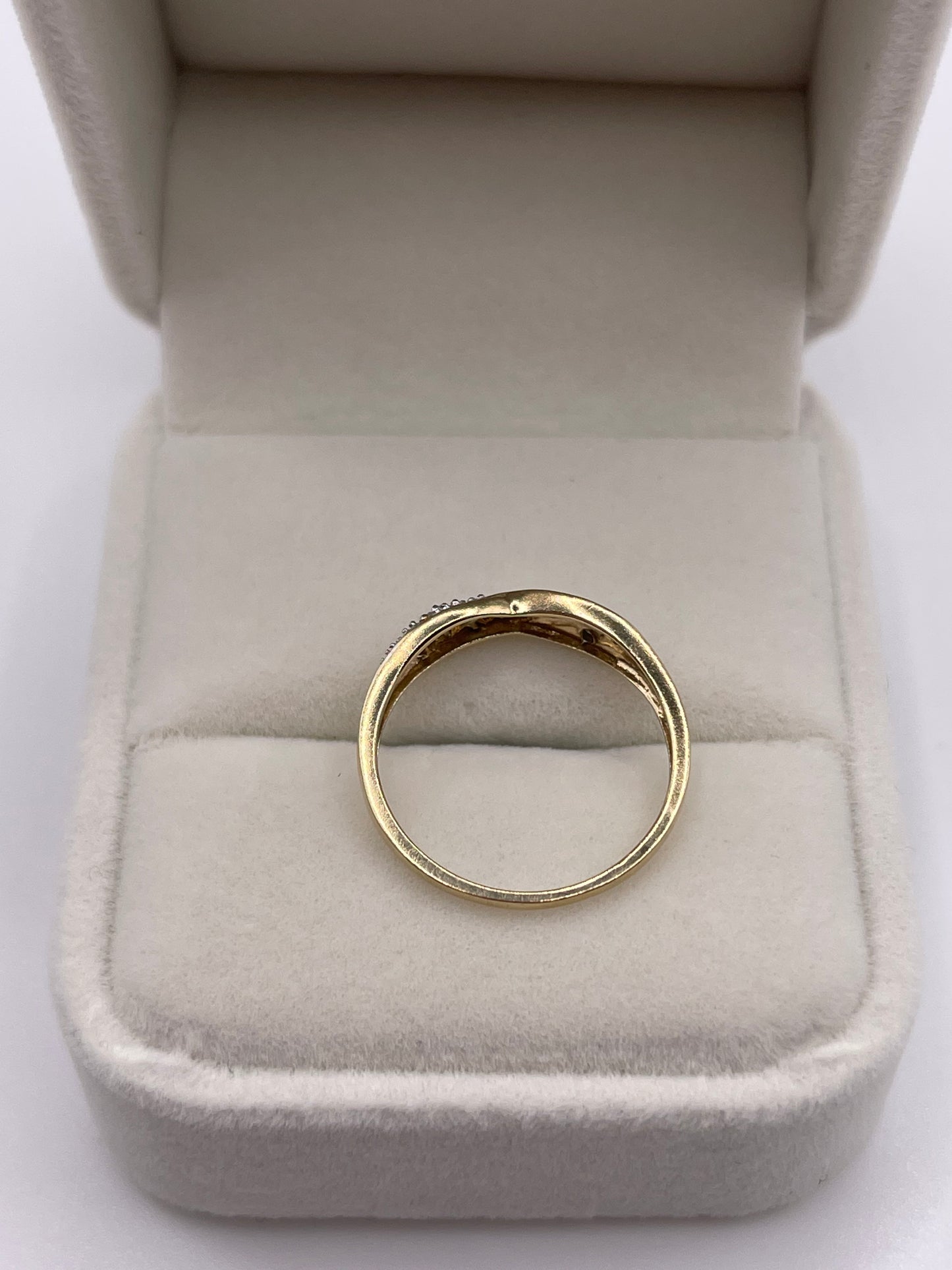 9ct gold diamond I love you ring