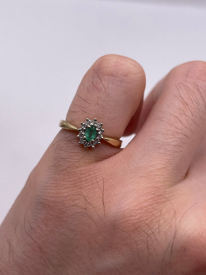 9ct gold emerald and diamond ring