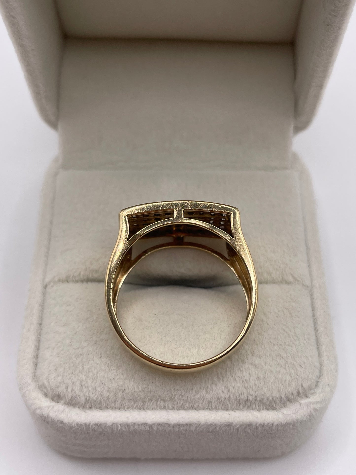 9ct gold diamond cluster signet ring