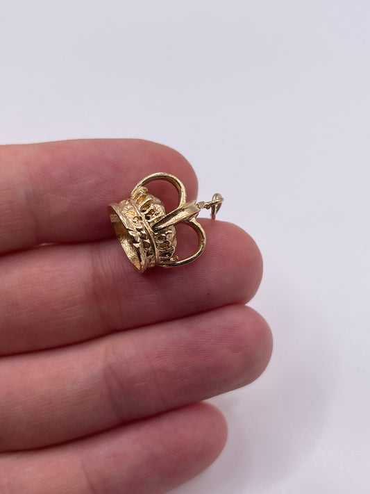 9ct gold crown charm