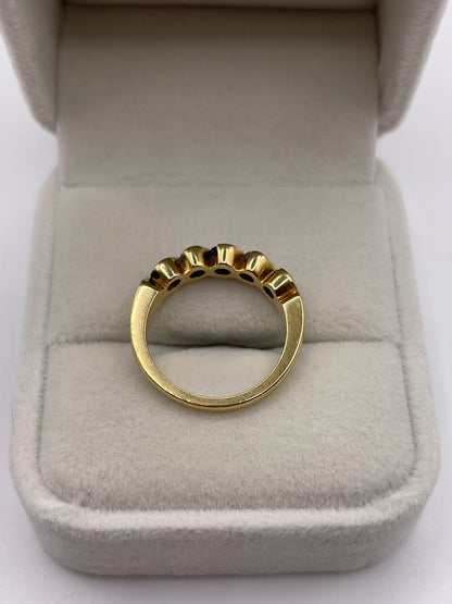 18ct gold sapphire and diamond ring
