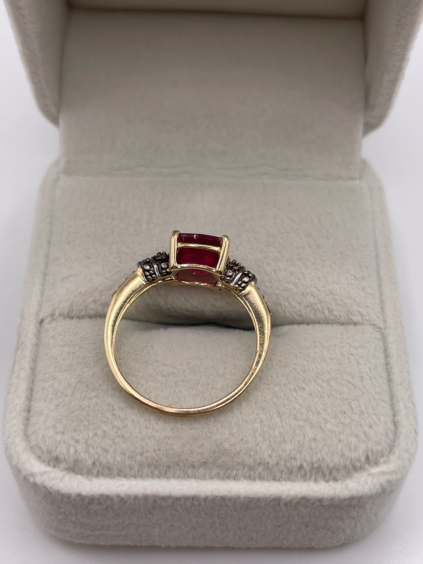 9ct gold ruby and red diamond ring
