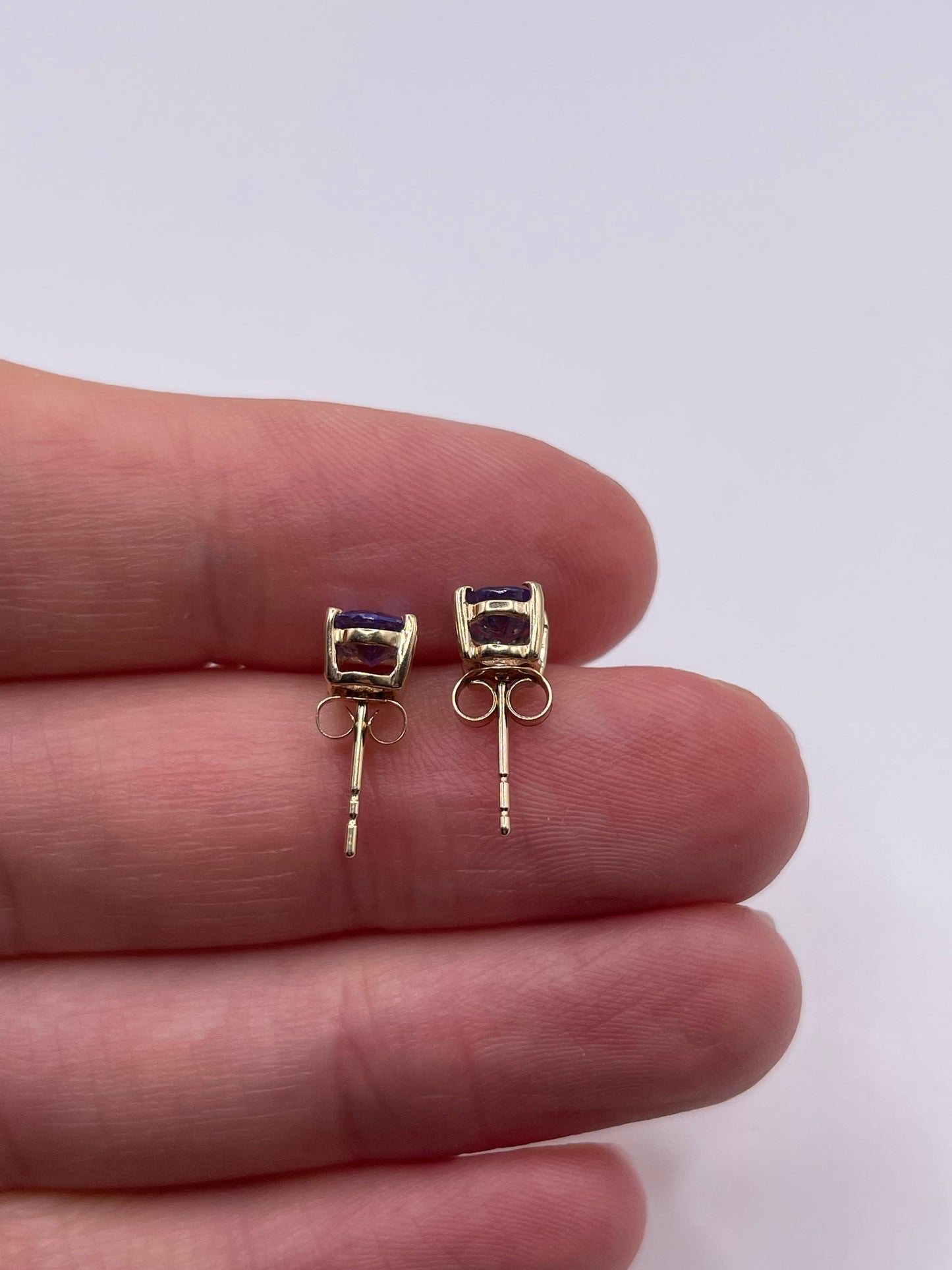 9ct gold tanzanite earrings