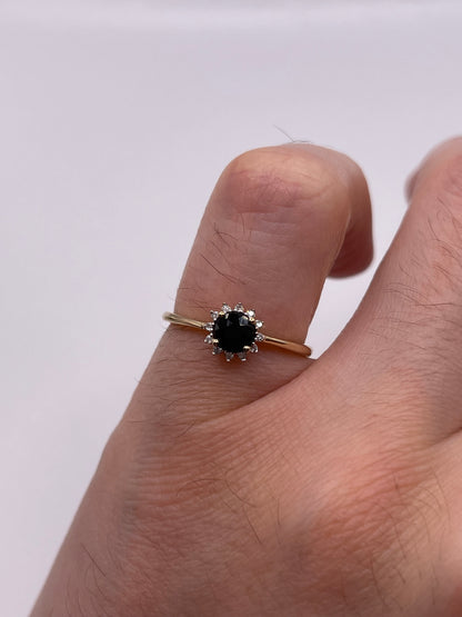 9ct gold sapphire and diamond ring