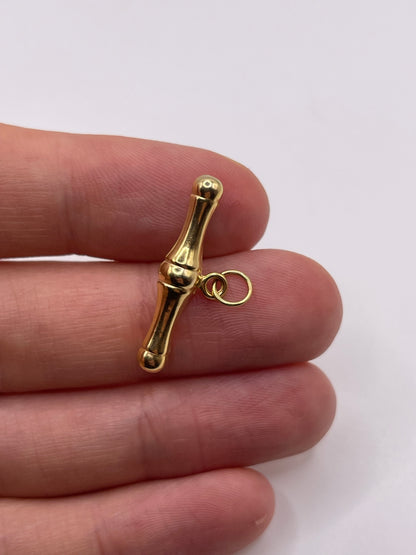 9ct gold t bar pendant