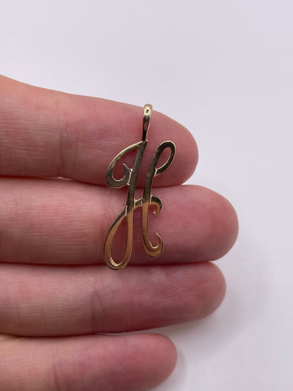 9ct gold initial H pendant
