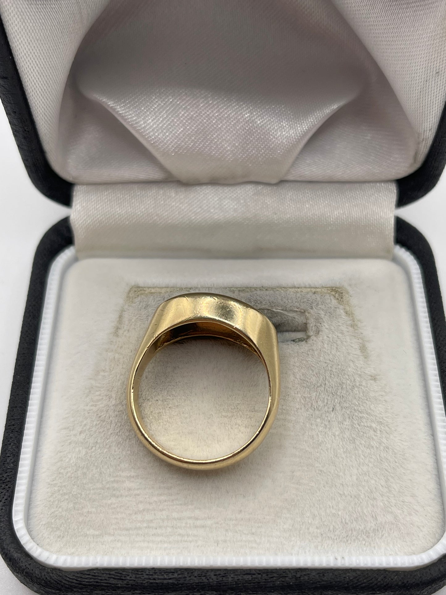 Heavy 9ct gold garnet and cz gypsy ring