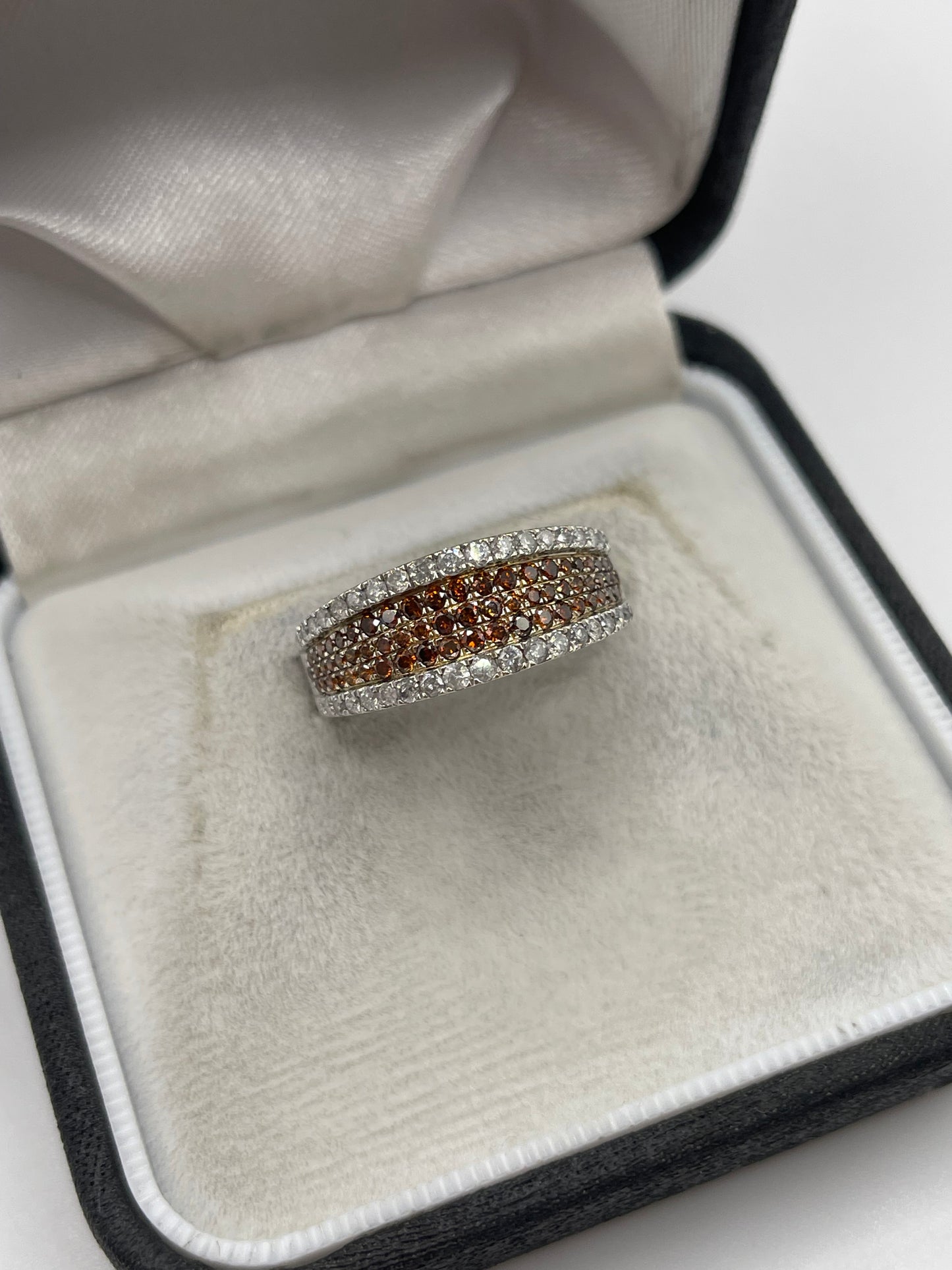 9ct white gold diamond cluster ring