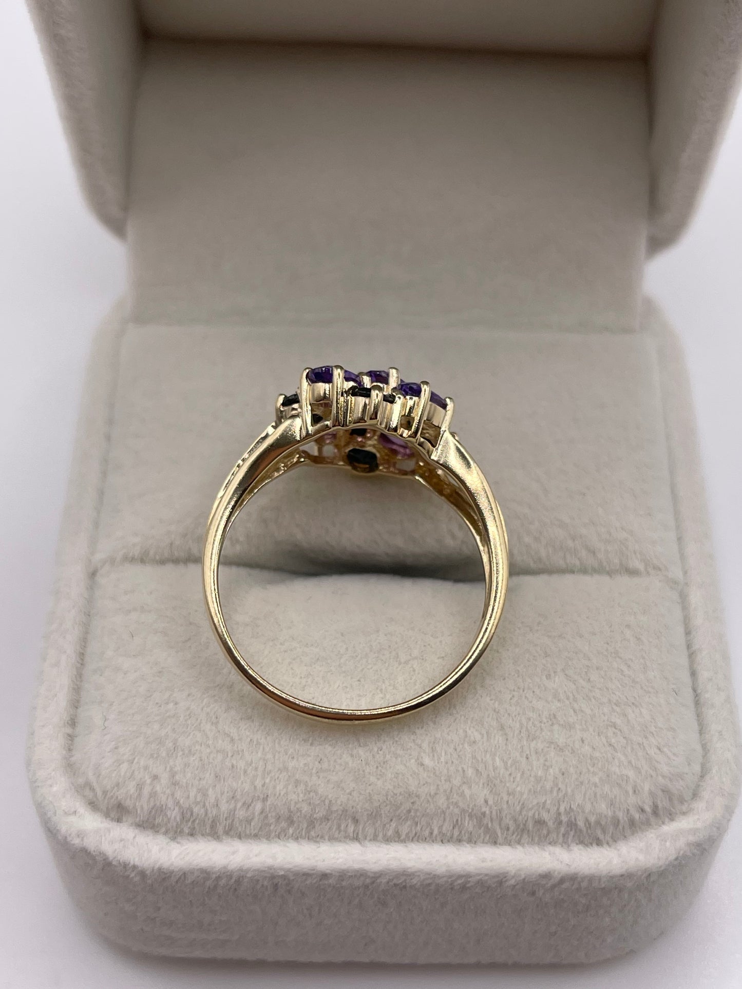 9ct gold sapphire cluster ring
