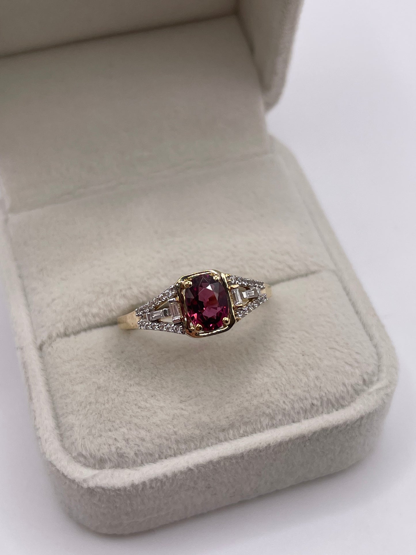 9ct gold tourmaline and zircon ring