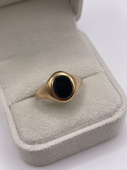 9ct gold onyx signet ring