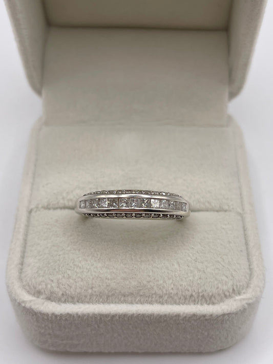 9ct white gold diamond ring