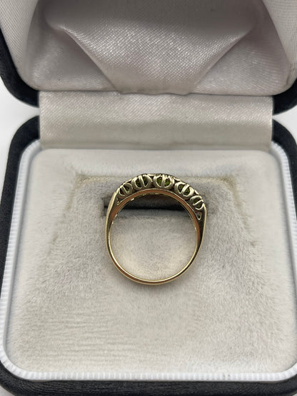 9ct gold peridot and diamond ring