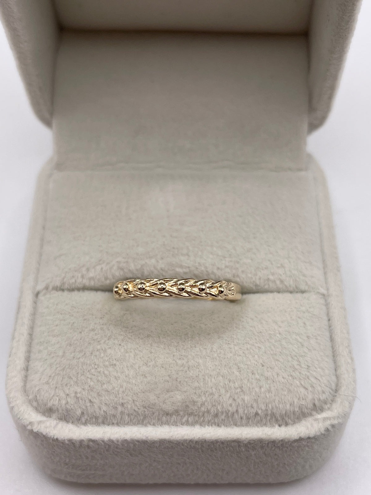 9ct gold keepers ring