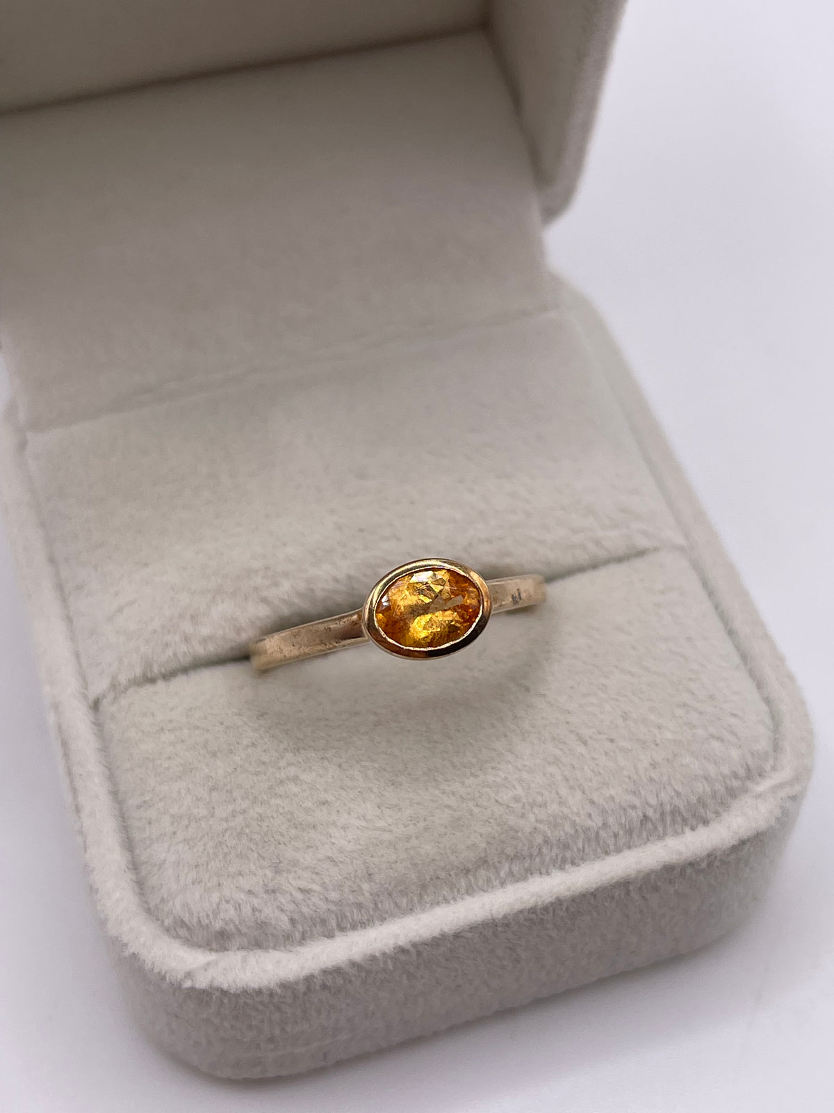 9ct gold orange sapphire ring