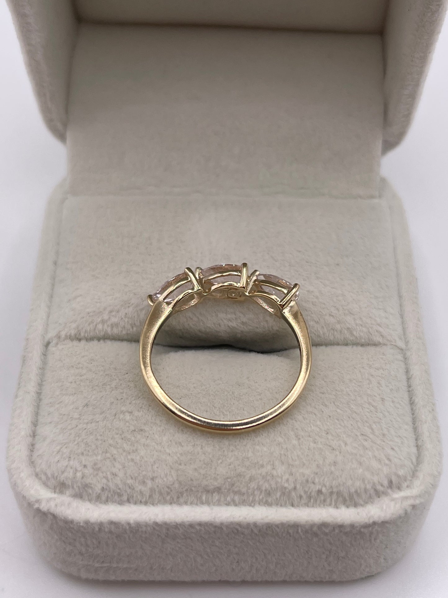 9ct gold morganite ring