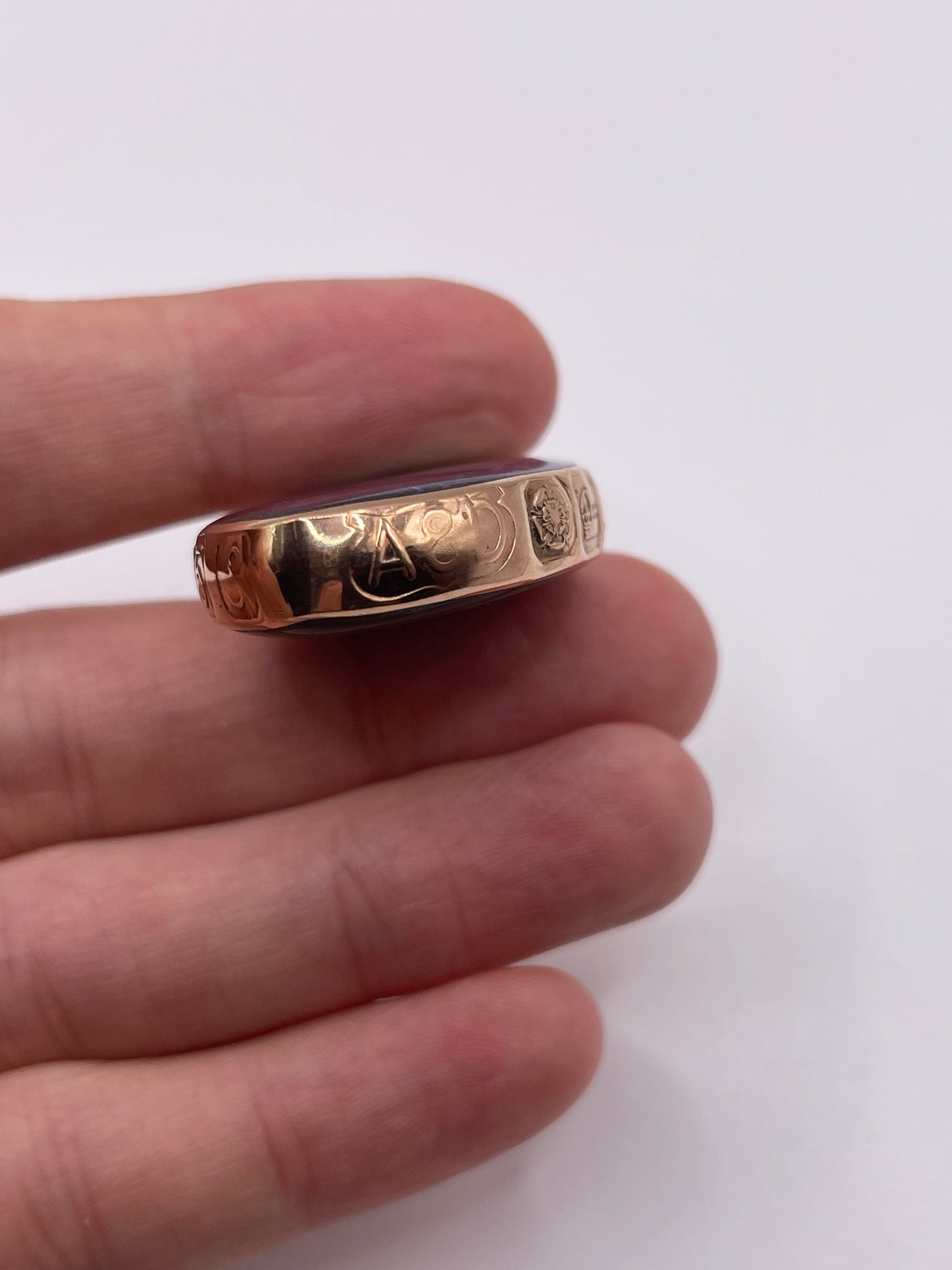9ct rose gold blue John and malachite fob pendant
