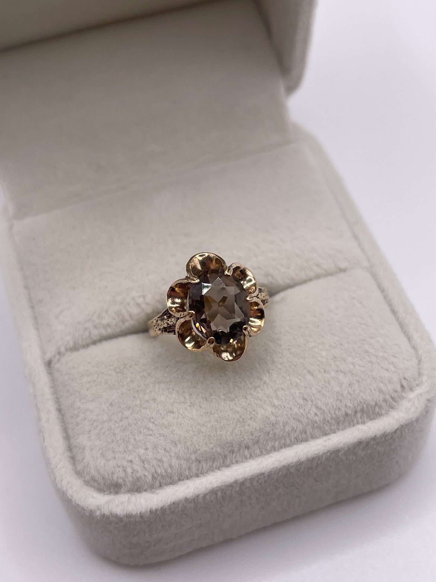 9ct gold Smokey quartz ring