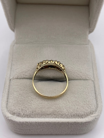 9ct gold sapphire ring