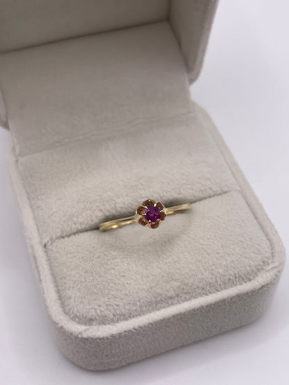 9ct gold ruby ring