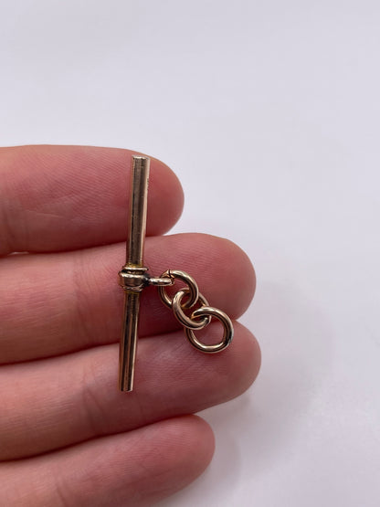 9ct rose gold t bar pendant