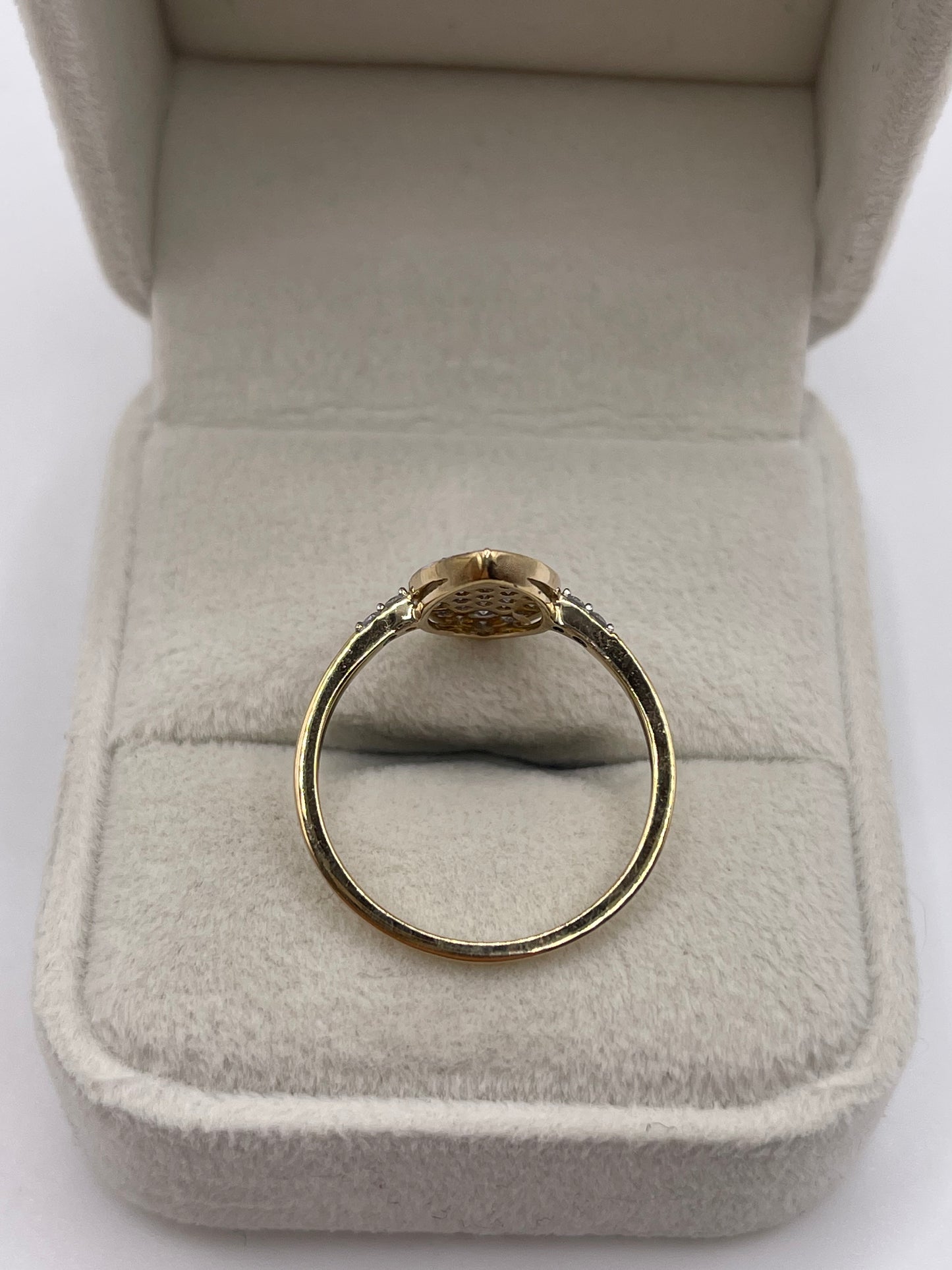 9ct gold diamond cluster ring