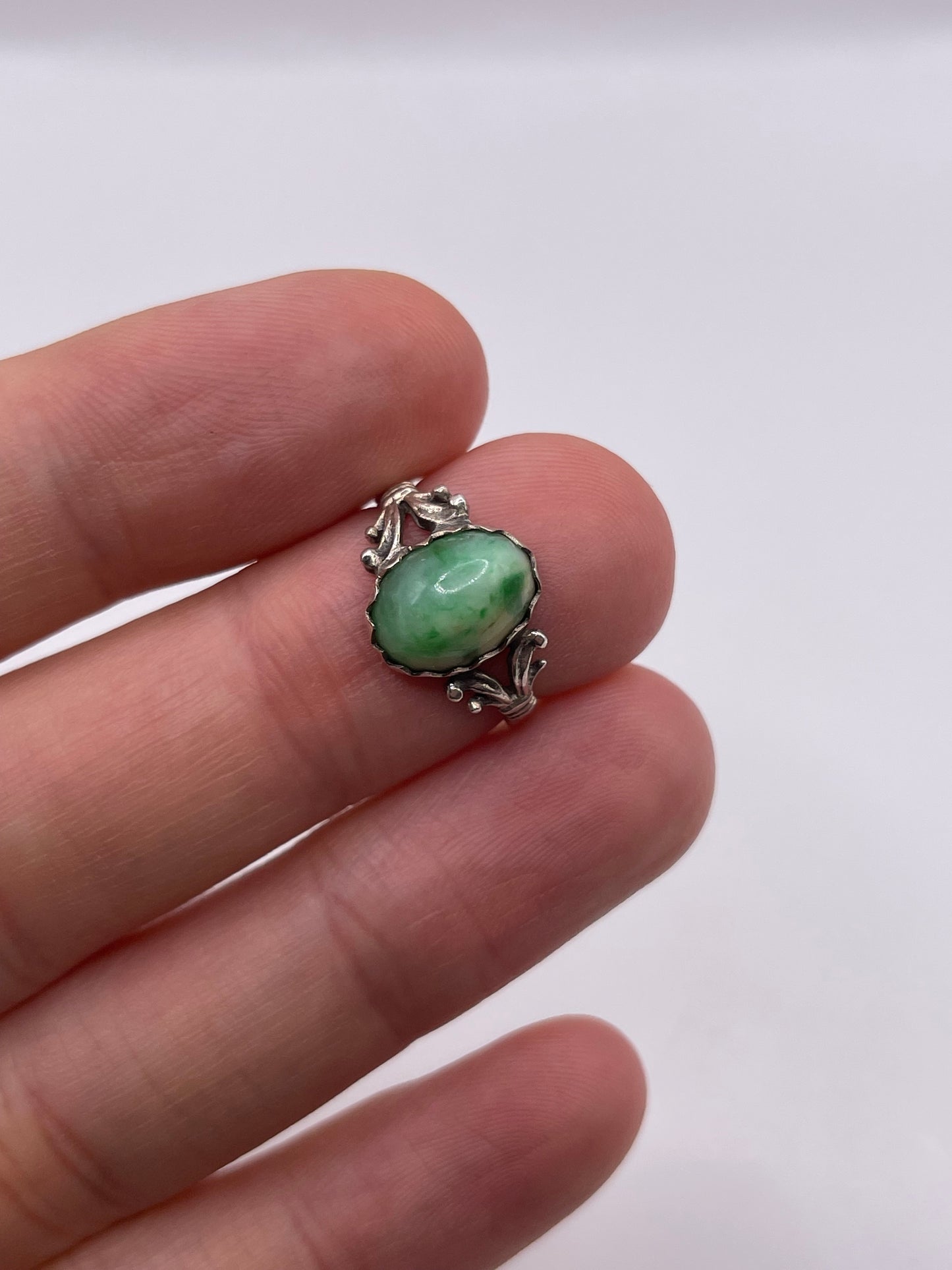 Silver gemstone ring