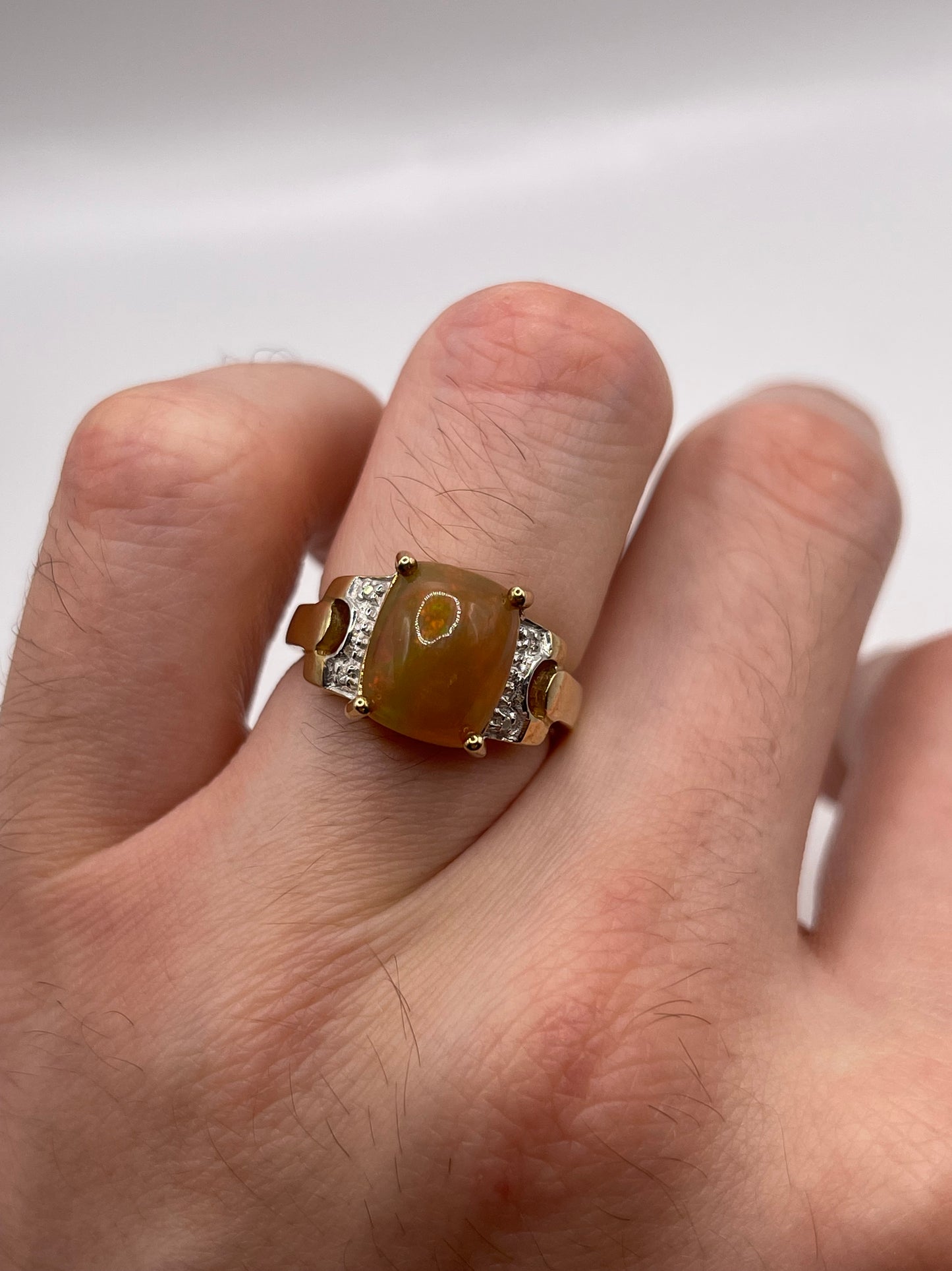 9ct gold opal and diamond ring