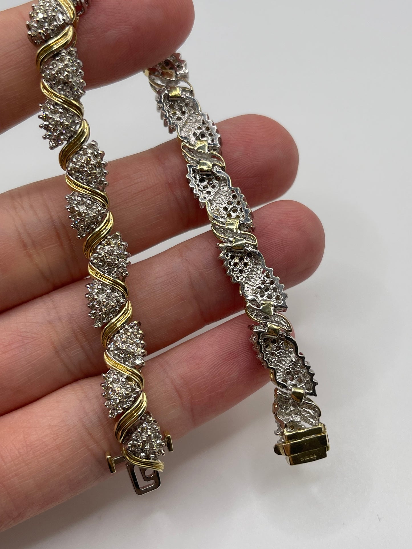 9ct two tone diamond bracelet