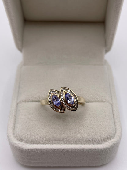9ct gold tanzanite and diamond ring