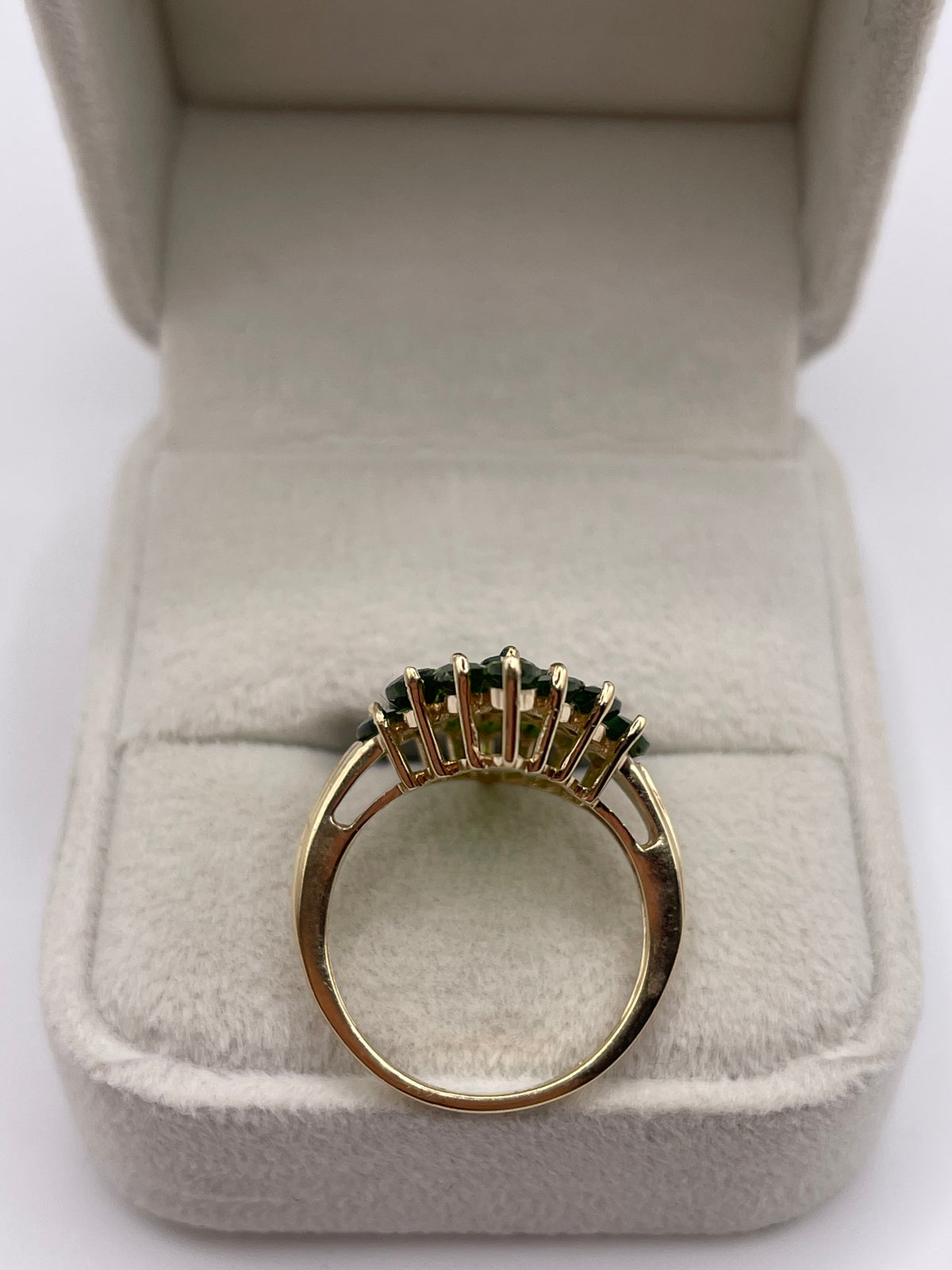 9ct gold diopside cluster ring