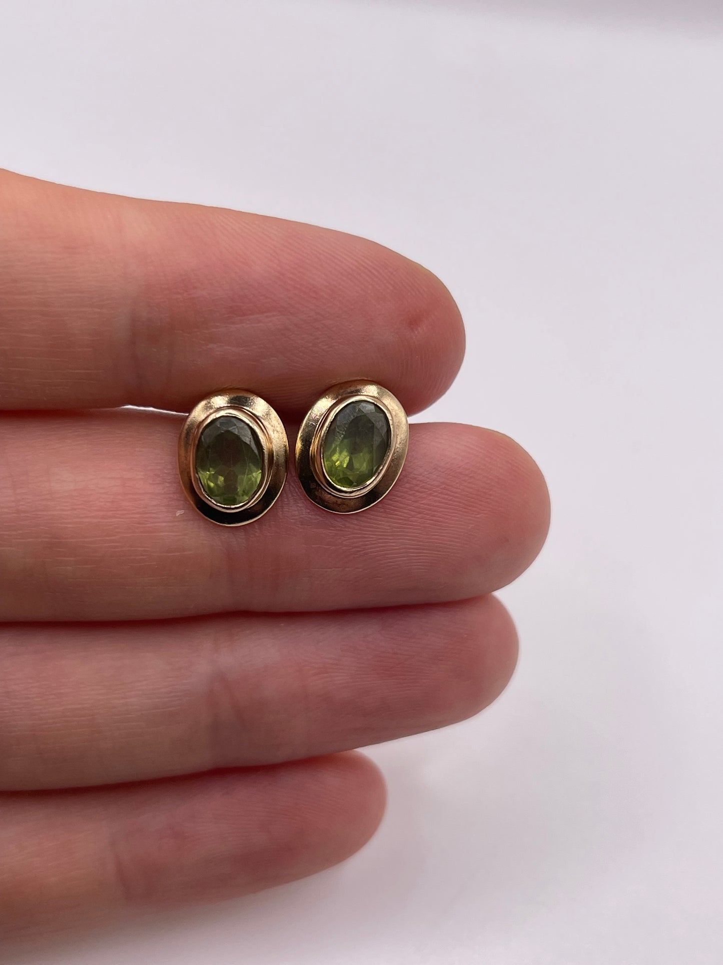 9ct gold quartz earrings